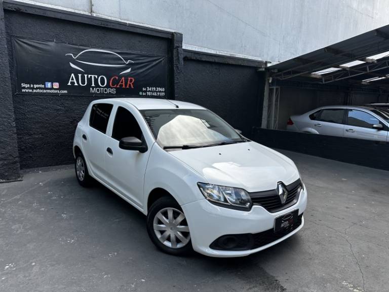 RENAULT - SANDERO - 2016/2016 - Branca - R$ 38.900,00