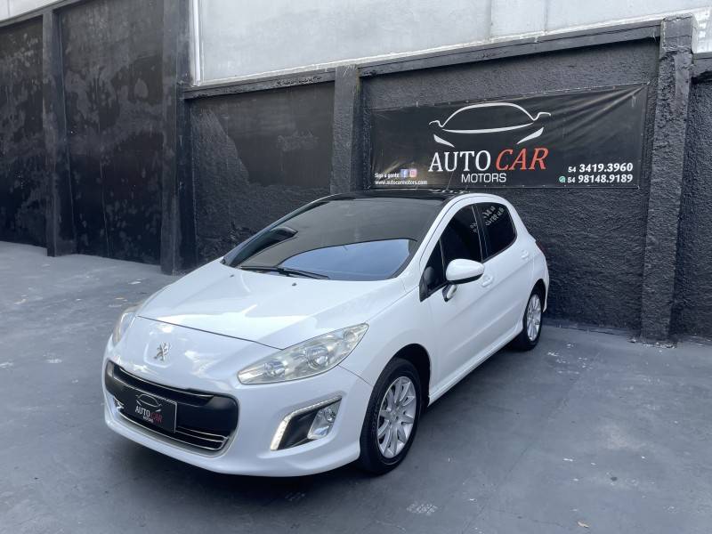 PEUGEOT - 308 - 2013/2014 - Branca - R$ 40.900,00