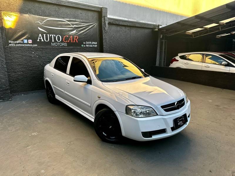 CHEVROLET - ASTRA - 2006/2007 - Branca - R$ 29.900,00