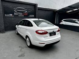 FORD - FIESTA - 2015/2015 - Branca - R$ 54.900,00