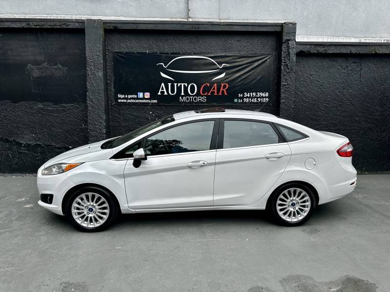 FORD - FIESTA - 2015/2015 - Branca - R$ 54.900,00