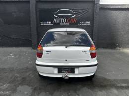 FIAT - PALIO - 2005/2006 - Branca - R$ 15.900,00