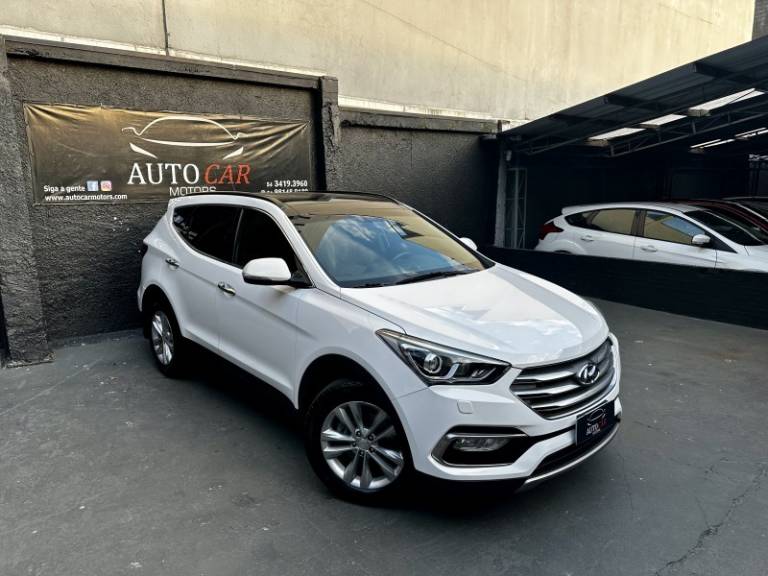 HYUNDAI - SANTA FÉ - 2017/2018 - Branca - R$ 129.900,00