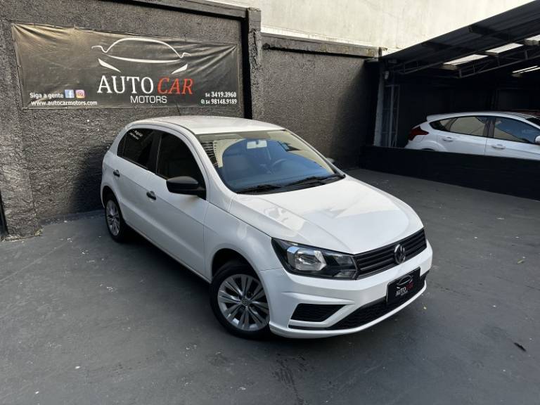 VOLKSWAGEN - GOL - 2020/2021 - Branca - R$ 57.900,00