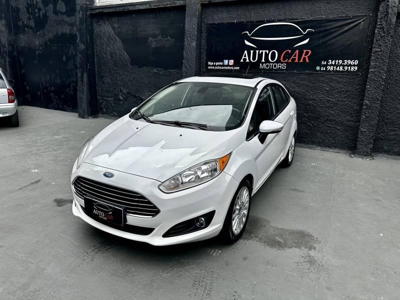 FORD - FIESTA - 2015/2015 - Branca - R$ 54.900,00