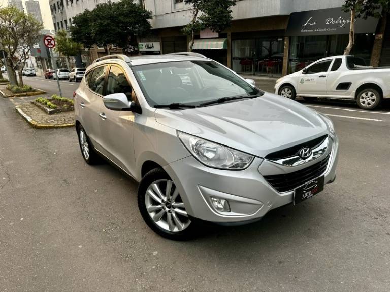 HYUNDAI - IX35 - 2011/2011 - Prata - R$ 61.900,00