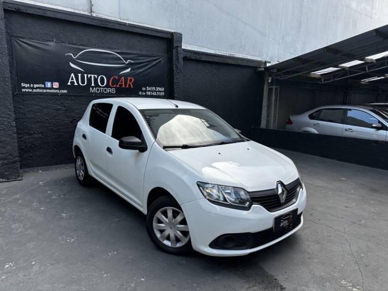 RENAULT - SANDERO - 2016/2016 - Branca - R$ 38.900,00