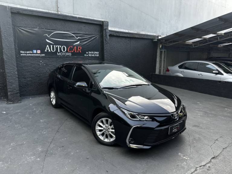 TOYOTA - COROLLA - 2019/2020 - Preta - R$ 119.900,00