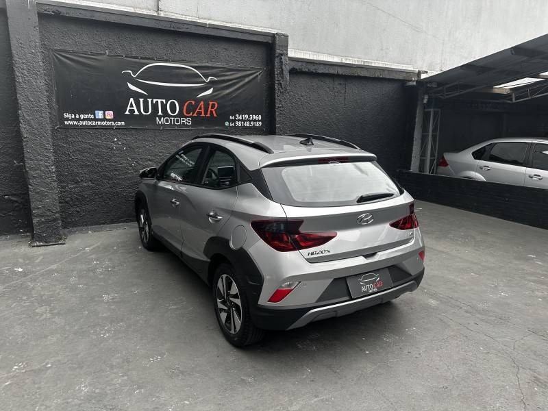 HYUNDAI - HB20X - 2019/2020 - Prata - R$ 79.900,00