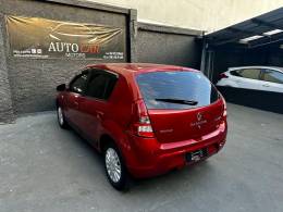 RENAULT - SANDERO - 2012/2012 - Vermelha - R$ 34.900,00