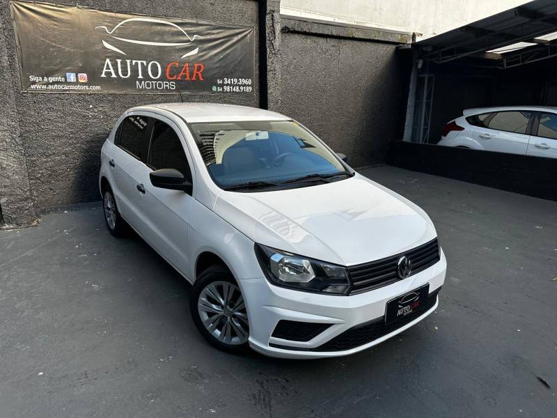 VOLKSWAGEN - GOL - 2020/2021 - Branca - R$ 57.900,00