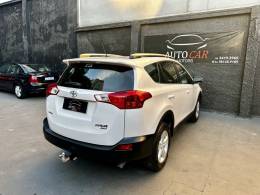 TOYOTA - RAV4 - 2013/2014 - Branca - R$ 94.900,00