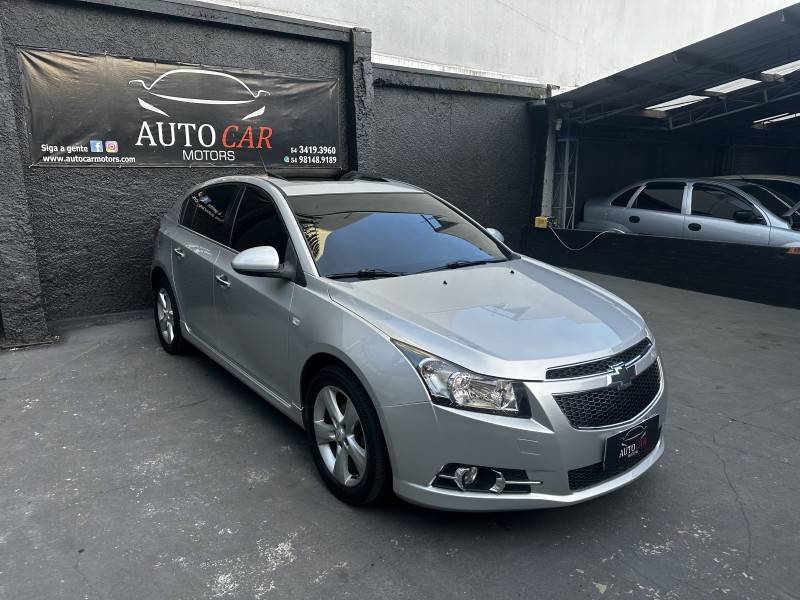 CHEVROLET - CRUZE - 2014/2014 - Prata - R$ 74.900,00