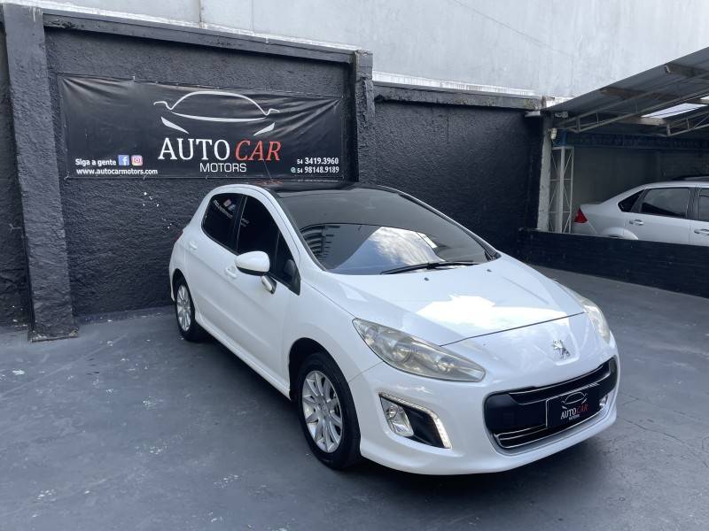 PEUGEOT - 308 - 2013/2014 - Branca - R$ 40.900,00