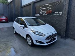 FORD - FIESTA - 2015/2016 - Branca - R$ 50.900,00