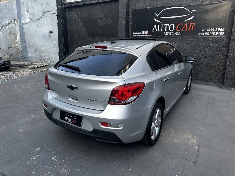 CHEVROLET - CRUZE - 2014/2014 - Prata - R$ 74.900,00