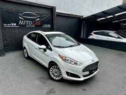 FORD - FIESTA - 2015/2015 - Branca - R$ 54.900,00